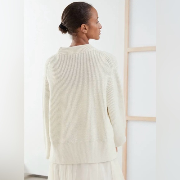 & Other Stories Side Split Wool Blend Sweatee - Picture 2 of 6